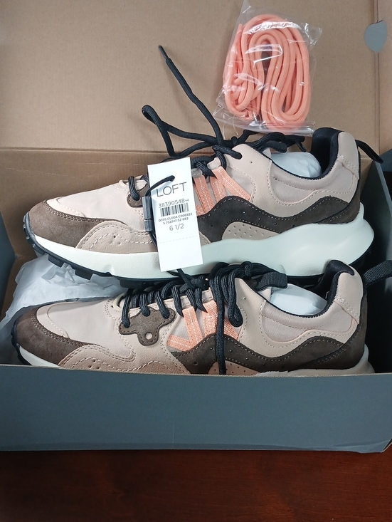LOFT Shoes - LOFT Versa 'Missy' Women's Athletic Sneakers